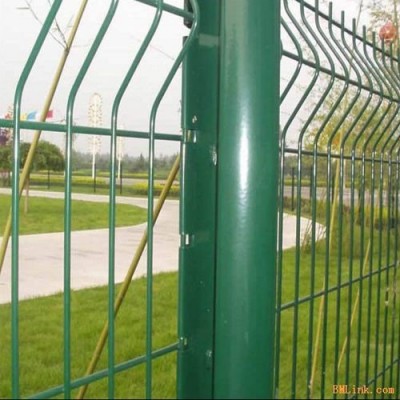 PVC coated & galvanized wire mesh fence