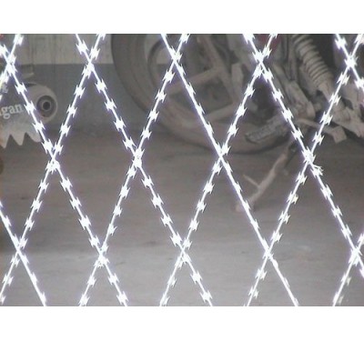 high quality welded razor barbed wire (Hebei factory)